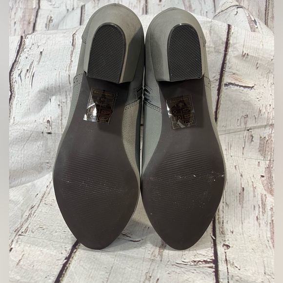 BAIT FOOTWEAR Retro Style Wingtip Booties Gray-9 - Picture 6 of 7